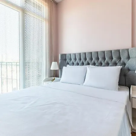 W Balcony 5 Min To Metrobus Golden Horn Istanboel
